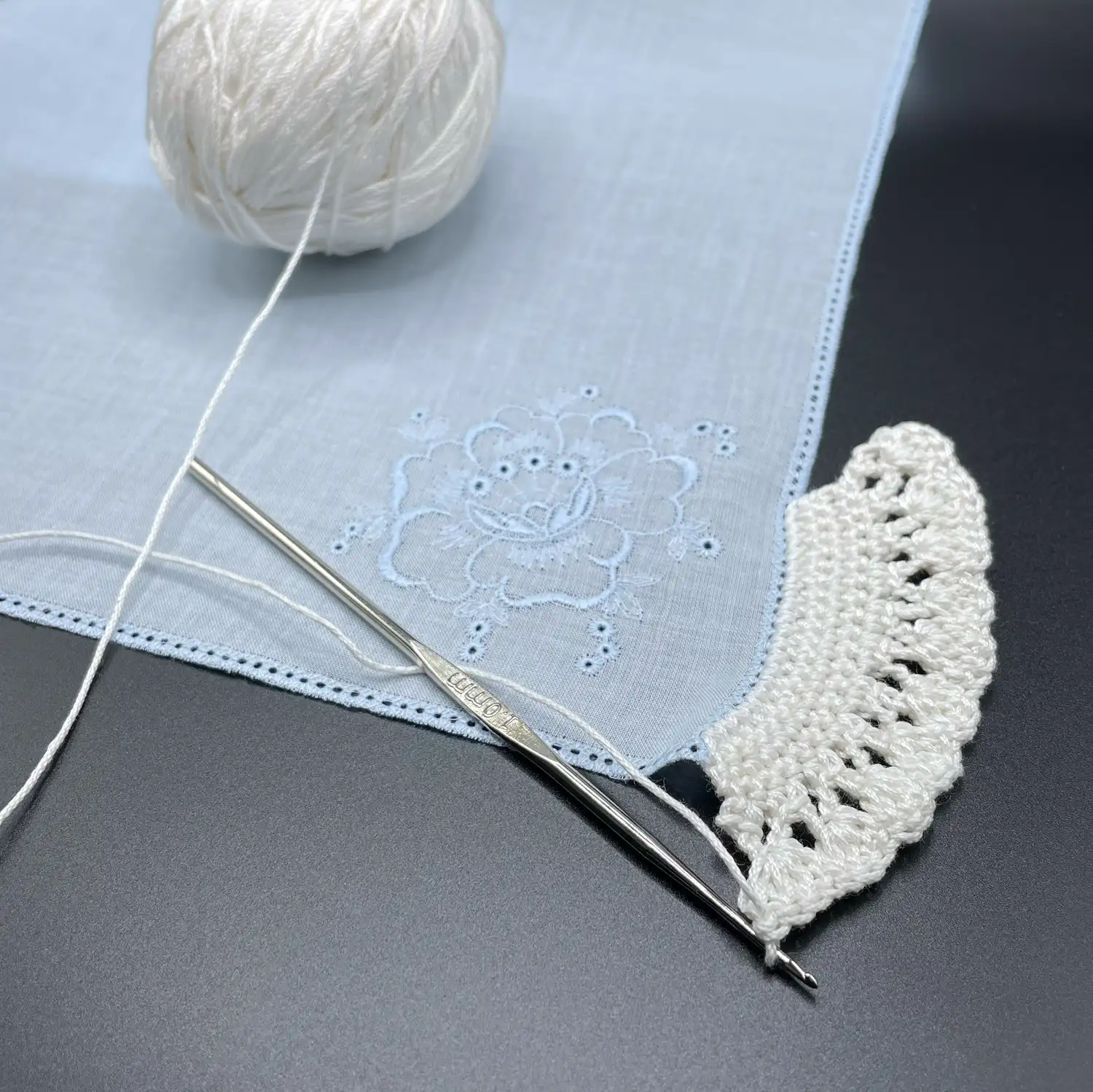 12er Pack Anhäkeltücher mit gerader Kante (6x rosé + 6x bleu) inklusive Häkelanleitung