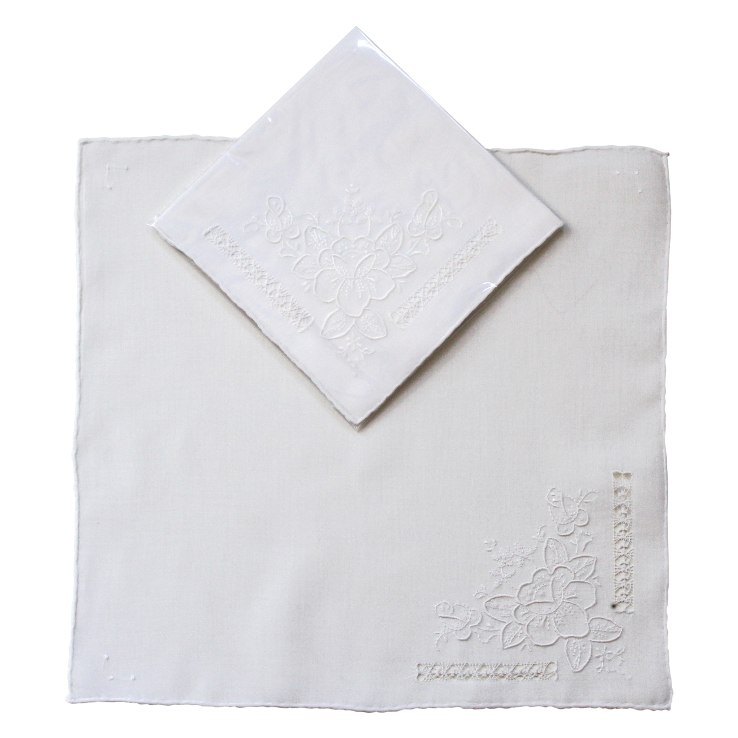 1 Spitzentaschentuch weiß, handrolliert mit aufwändiger Bestickung - STUCO
